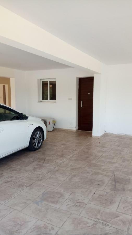 Nissi Beach,Ground Floor Flat アヤナパ エクステリア 写真