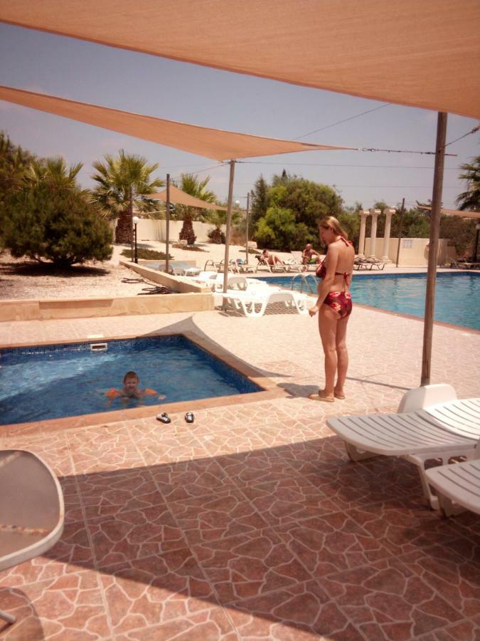 Nissi Beach,Ground Floor Flat アヤナパ エクステリア 写真