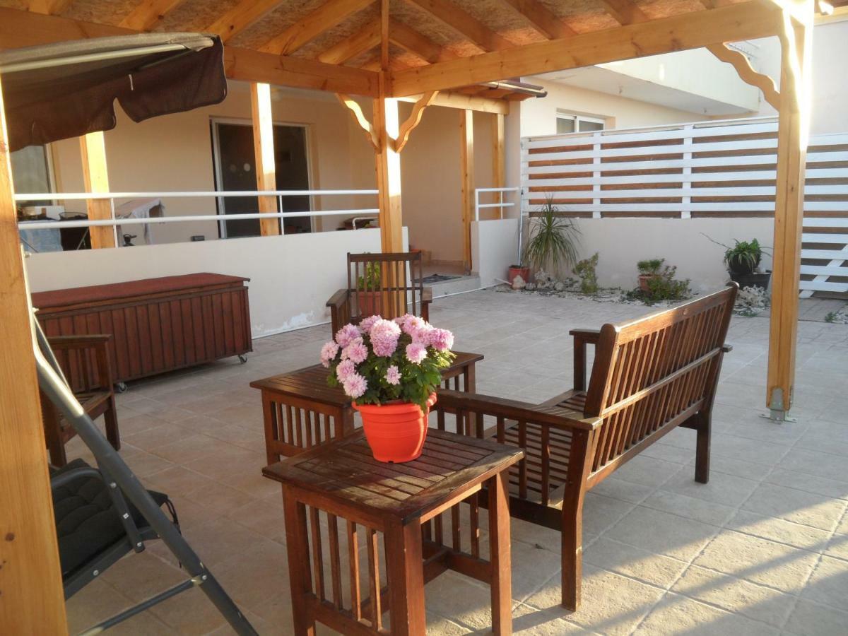 Nissi Beach,Ground Floor Flat アヤナパ エクステリア 写真