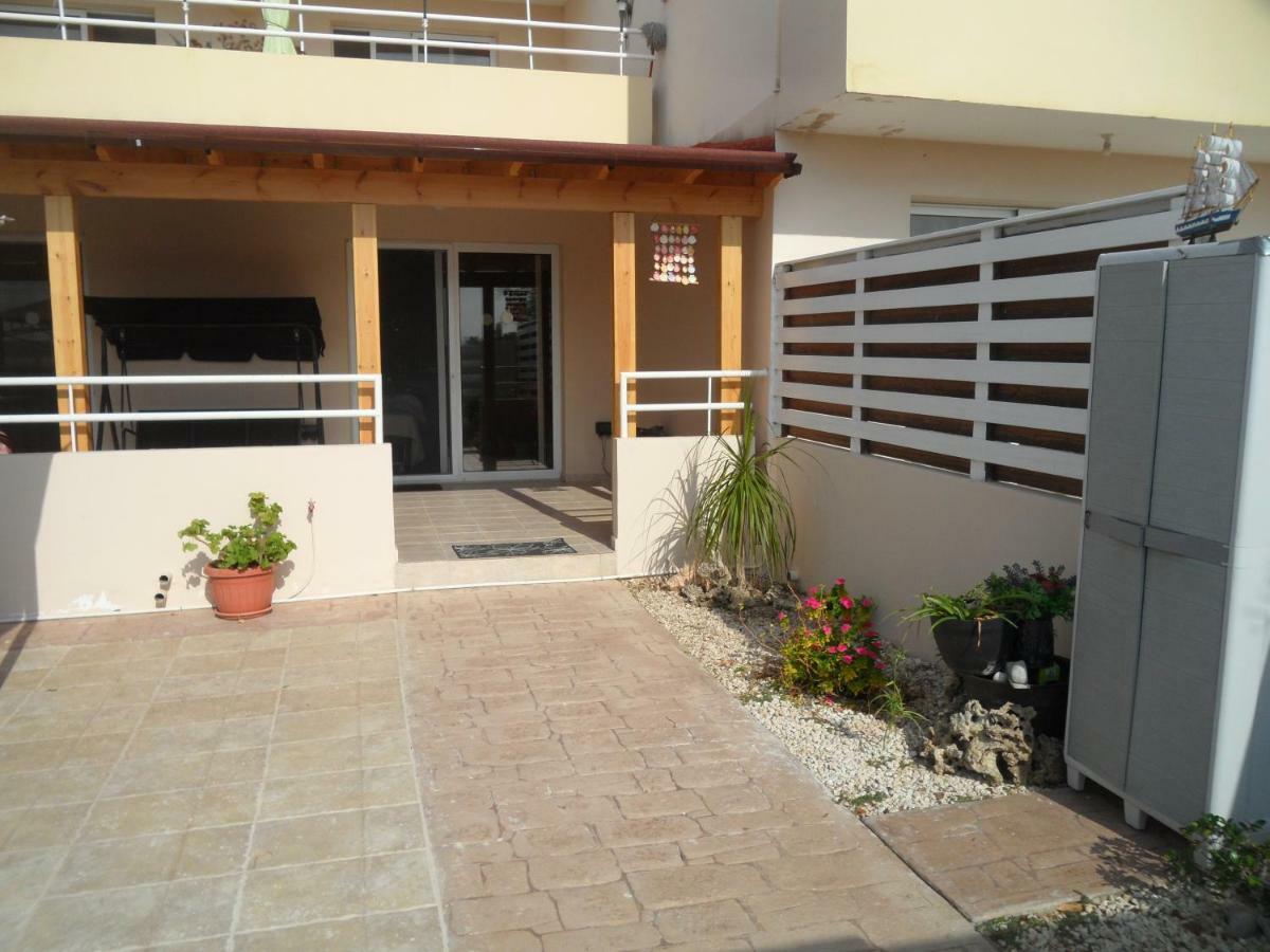 Nissi Beach,Ground Floor Flat アヤナパ エクステリア 写真